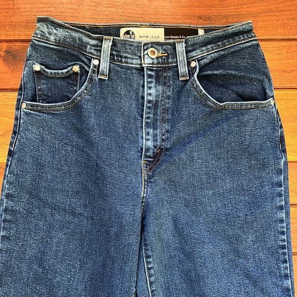 Levi’s SilverTab Mom Jeans 28 - Picture 2 of 11